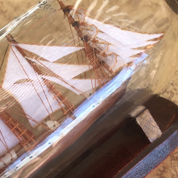 Ship In A Bottle Nautical Home Decor Glass Figurine - Picture 11 of 13